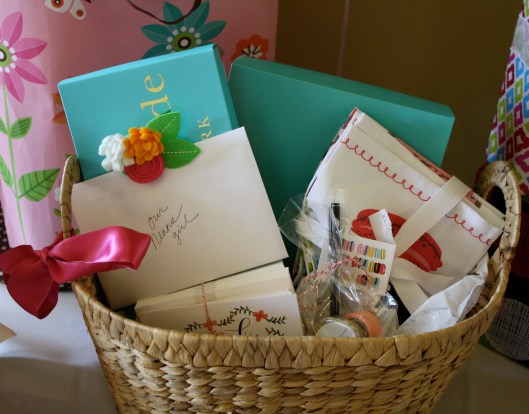 Mom and Erin's fabulous shower gift! Kate spade toasting flutes and cake cutting set. 